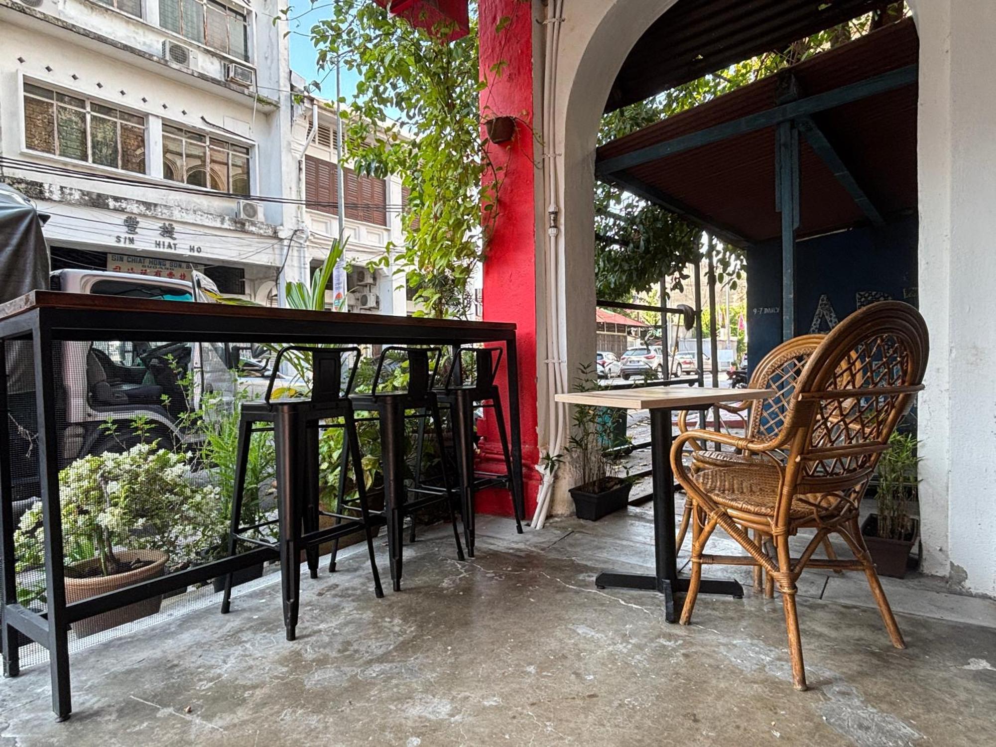 Victoria Pods Hotel George Town Bagian luar foto