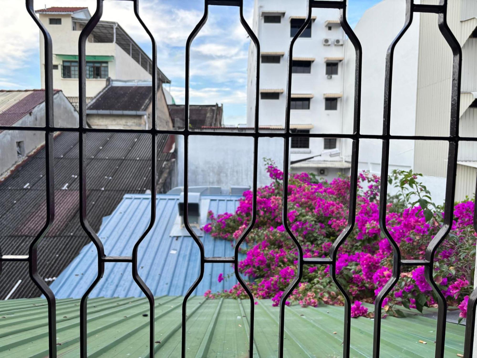 Victoria Pods Hotel George Town Bagian luar foto